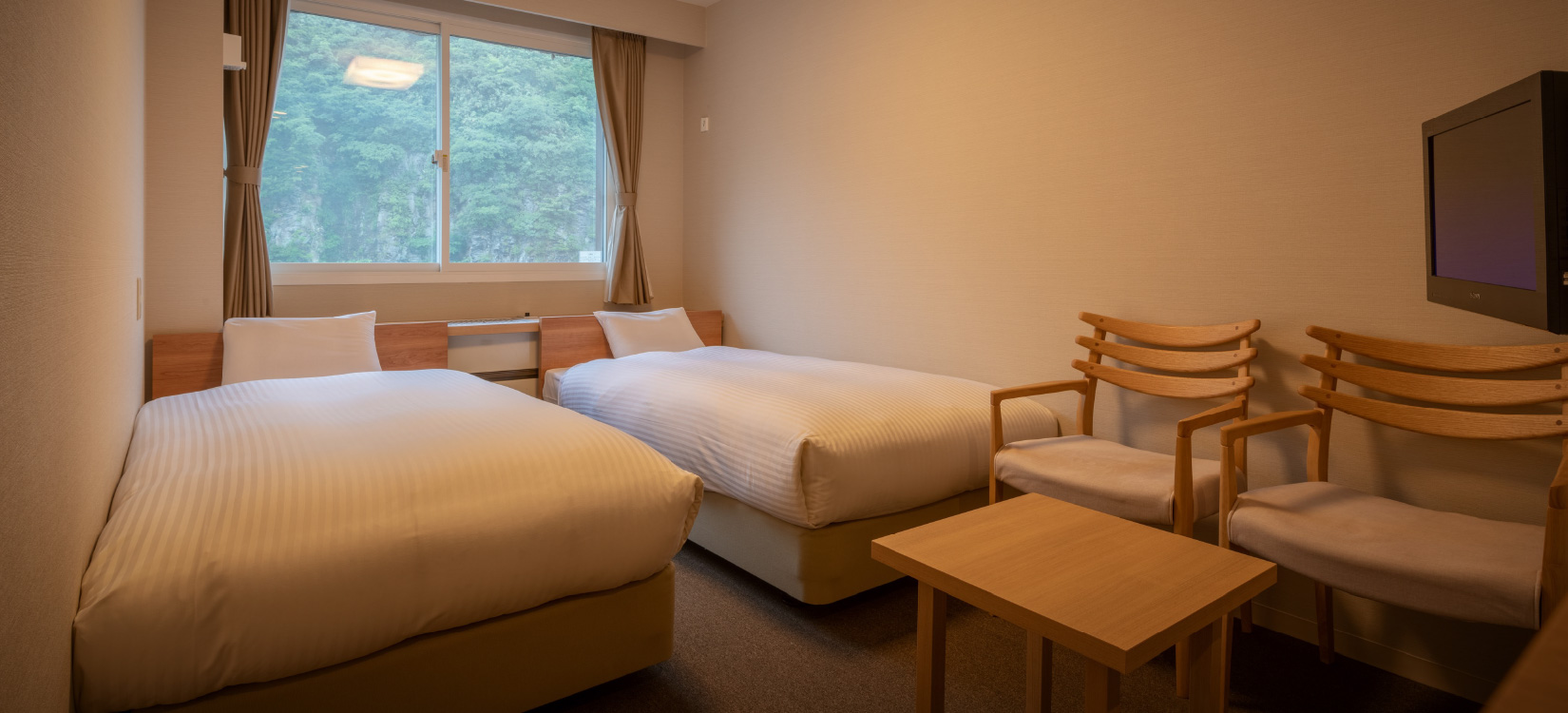 南館洋室ツインルーム